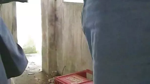 Kohtusin liftis räpase lateksprostituudiga ja keppis tüdrukut.