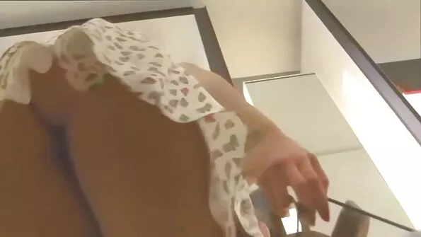 Persis armas tüdruk majapidu ja cum sees tema Tight Pussy. tema poiss-sõber filmis seda.