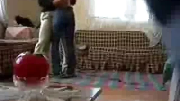 Kodu POV seks pargis - ta cumbs mind väga kiiresti ja vaikselt.