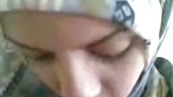 Direktor fucks litsakas sekretär enne tema puhkust oma abikaasaga.