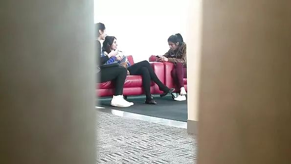 Jahutas tüdrukut pärast treeningtunde.