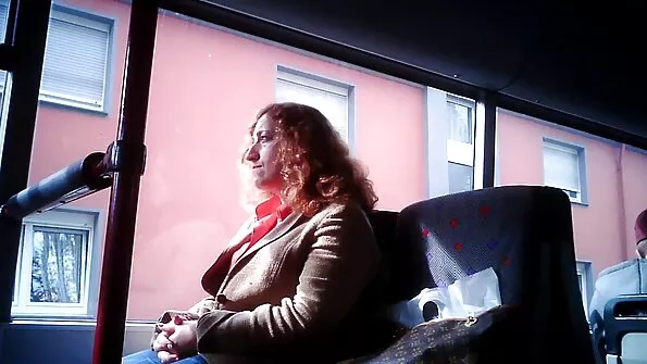 Kasuema joob teed, kui me tema selja taga seksime.